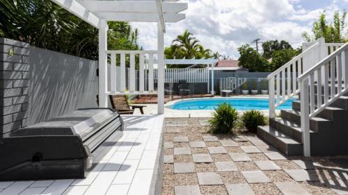 Banksia Beach House | Family Retreat with Pool & Guest House for Your Getaway