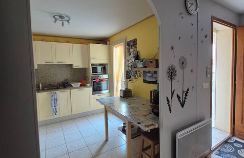 Ouveillan House | Family home with swimming pool and fenced area. Close to sea and mountains. Dogs allowed