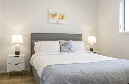 Armstrong Creek House | Family Home with Yard Near Armstrong Creek