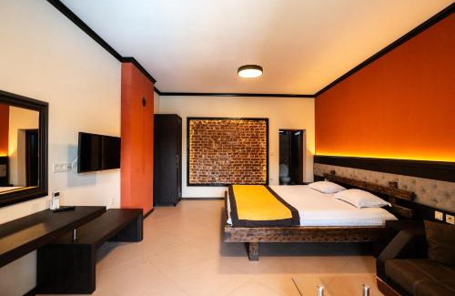 Brestnik House | Beachfront Family Hotel Bunara with Spa & Pool Amenities