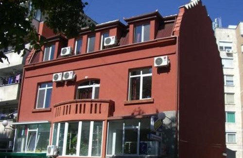 Pavlikeni House | Discover Family-Friendly Hotel RUJETA in the Heart of Town