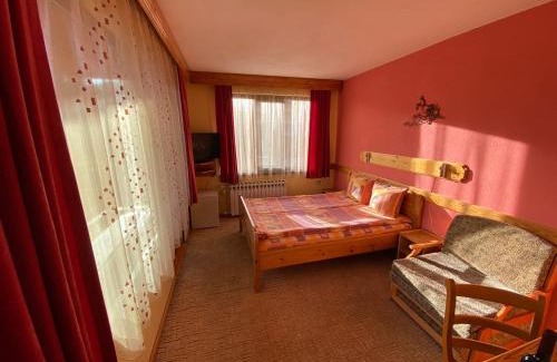 Chepelare Hotel | Family Hotel Savov: Child-Friendly and Guest Rated 9/10