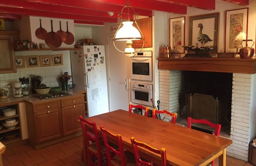 Saint-Paulet House | Family Retreat Near Toulouse with Private Pool & Spa