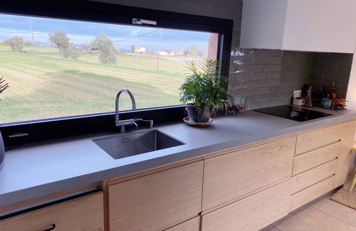 Pedrinya House | Family House in Empordà: Pet-Friendly with Spa and Breakfast