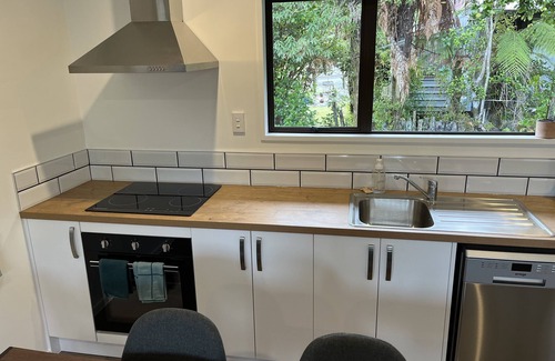 Franz Josef Glacier House | Family House in the Heart of Franz Township - 10/10 Rated