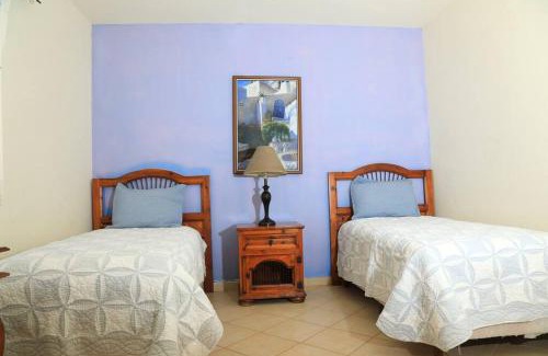 Las Conchas Apartment | Family House in Las Conchas: Ideal for Families & Pets