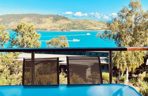 Hamilton Island Apartment | Family Island Dream Escape: 4-Star Villa with Ocean View