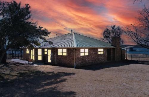 Graham House | Family Lakefront Home with Large Porch