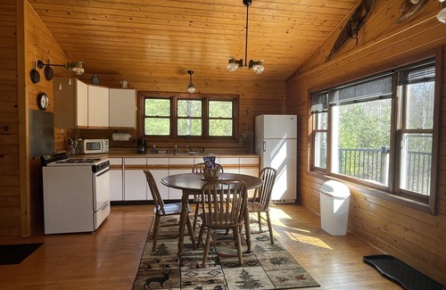 Crystal Falls Cabin | Tranquil Family Lodge by Private Lake for Nature Lovers