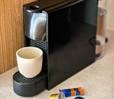 Muntele Baisorii House | Family Nest Baisoara: Perfect Retreat with Hot Tub Access