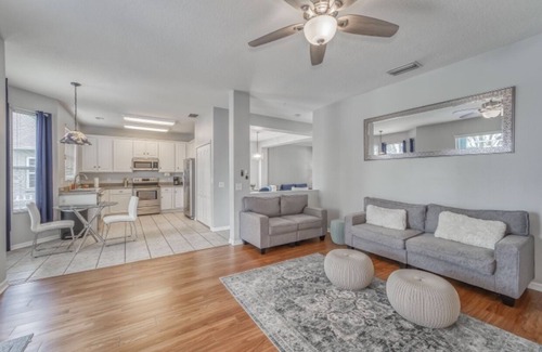 Lakeview Village House | Perfect Family Escape with Pool and Spa Amenities