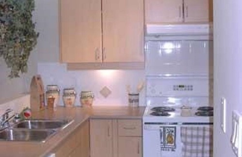 Okanagan-Similkameen Condo | Family-Friendly Lakefront Retreat at Casa Del Lago, Osoyoos
