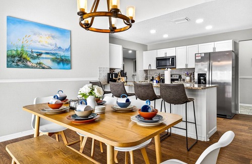 Palm Harbor House | Convenient Stay: 10min to Dunedin & Honeymoon Island