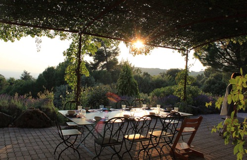 Tourtour House | Family Haven with Pool, Park & Scenic Views for All