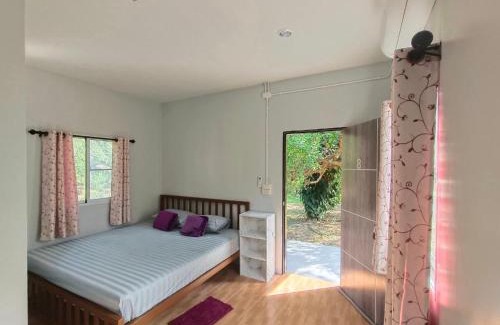 Ranong House | Family Resort with Hot Tub & Kitchen - Guest Rated 9/10