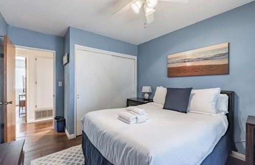 National City House | Spacious 10-Guest Home with Scenic Sunsets in National City
