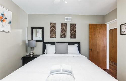National City House | Spacious 10-Guest Home with Scenic Sunsets in National City