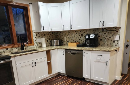 Janesville House | Perfect Family Retreat with Indoor Pool and Arcade Fun