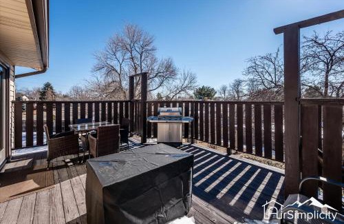 Northwest Arvada House | Comfortable Family Retreat with Backyard and Fast Wifi