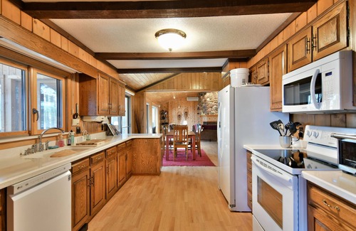 Solon Springs House | Ultimate Lakefront Retreat on Middle Eau Claire Lake