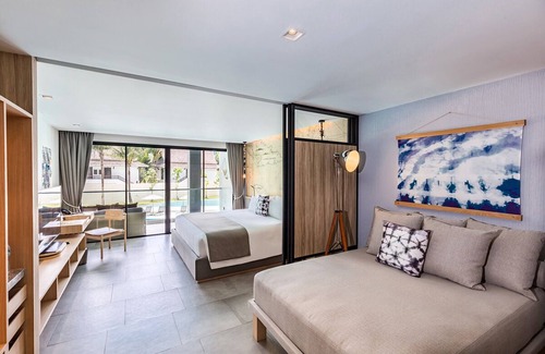 Khuekkhak Resort | Family Room for Four with Pool Access in Khao Lak