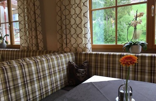 Faistenau Cottage | Family Room "Lidaunblick" at Gasthof Botenwirt Awaits