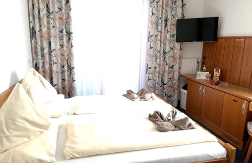 Mitterberg House | Family Room with Balcony at Hotel Berghof - Mitterberg