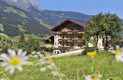 Dorfgastein House | Comfortable Family Room at Untermüllnergut Country Hotel