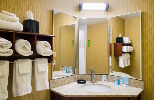 Selinsgrove Hotel | Scenic View Retreat in Historic Selinsgrove - Pet Friendly!