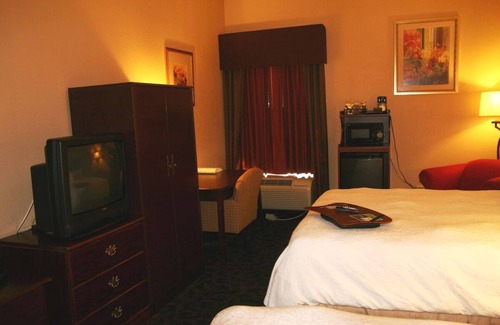 Selinsgrove Hotel | Scenic View Retreat in Historic Selinsgrove - Pet Friendly!