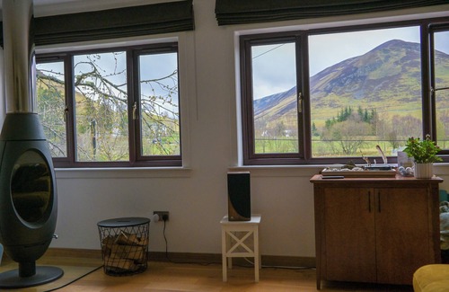 Spittal of Glenshee House | Family-sized space within Cairngorms National Park