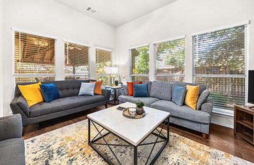 Plano House | Family-Sized 4BR, Pet-Friendly, Comfort & Cozy Retreat in Plano