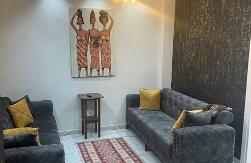 Fatih Apartment | Spacious Family Apartment Near Old Town - Child Friendly