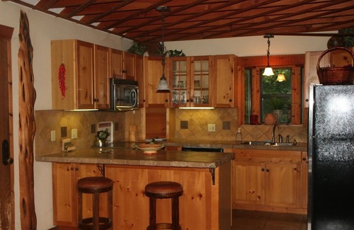 Lake Austin Village House | Family Escape at Lake Austin: Volleyball, Kayaks & More