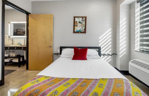 Pacific Hotel | Family-Friendly Boxcar Four Suite with Pool Near St Louis