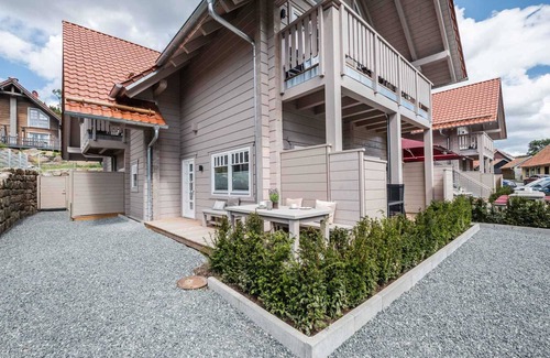 Schierke Apartment | Family Suite for Up to 6 with Kitchen at Bergwald Suites