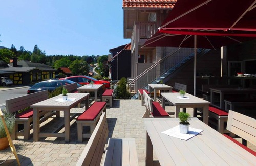 Schierke Apartment | Family Suite for Up to 6 with Kitchen at Bergwald Suites