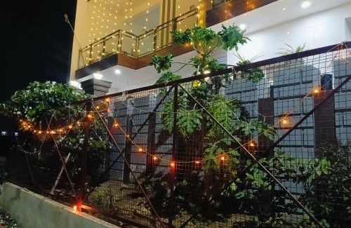Mohangarh House | FAMILY SUITES near Purvanchal Expressway Gateway