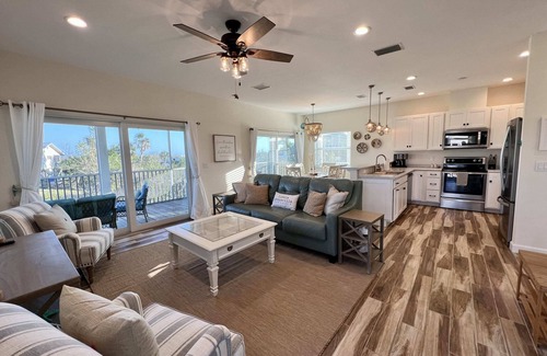 Placida House | Top-Rated Family Tides on LGI with Oceanfront Views