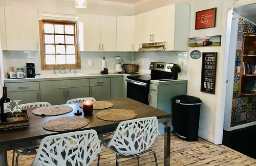 Umatilla Cottage | Pet-Friendly Cottage with Ocean Views & Spa Experience
