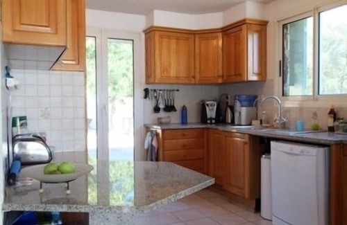 Maureillas-Las-Illas Villa | Spacious Family Villa with Private Pool & Tennis Court