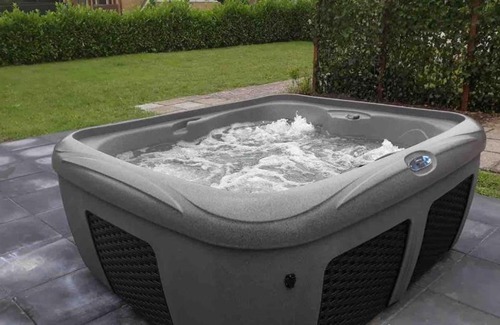 Rijs Villa | Family Villa Near IJsselmeer with Pet-Friendly Amenities