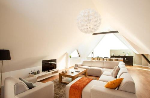 Rijs Villa | Family Villa Near IJsselmeer with Pet-Friendly Amenities
