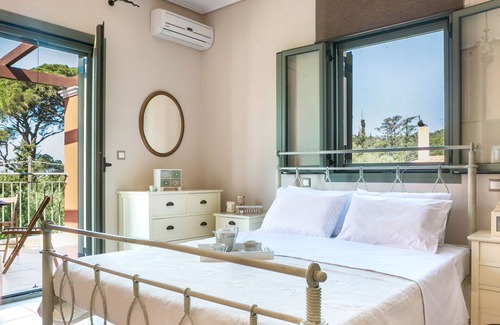 Razata Villa | Family Villa with Gardens & Terrace near the Beach