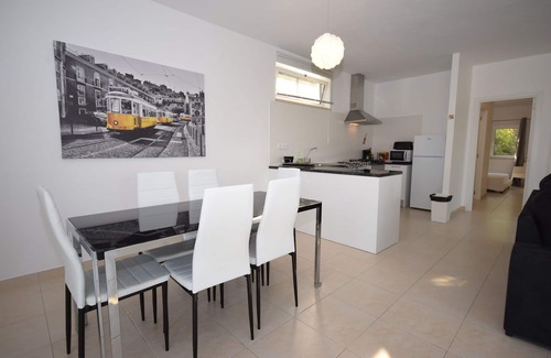 Alcobaca Villa | Idyllic Villa with Pool, Terrace & Garden - Rated 9.8/10