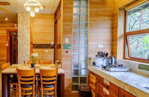 Baguio Apartment | Family World Transhotel: Ideal Unit for Memorable Stays