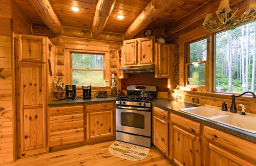 Luther House | Experience Edgetts Lodge: Ocean View Retreat for 30 Guests