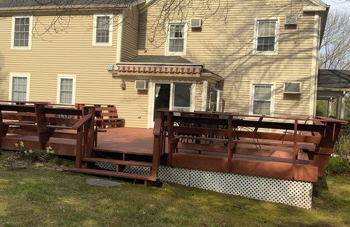 Pomfret House | Elegant Estate with Lake Views and Unmatched Amenities