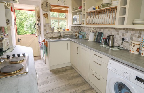 Lettermacaward Cottage | FAN TAMAILL, family friendly in Lettermacaward, County Donegal