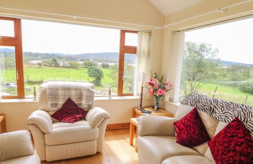Lettermacaward Cottage | FAN TAMAILL, family friendly in Lettermacaward, County Donegal
